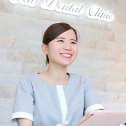 笑顔で対応
